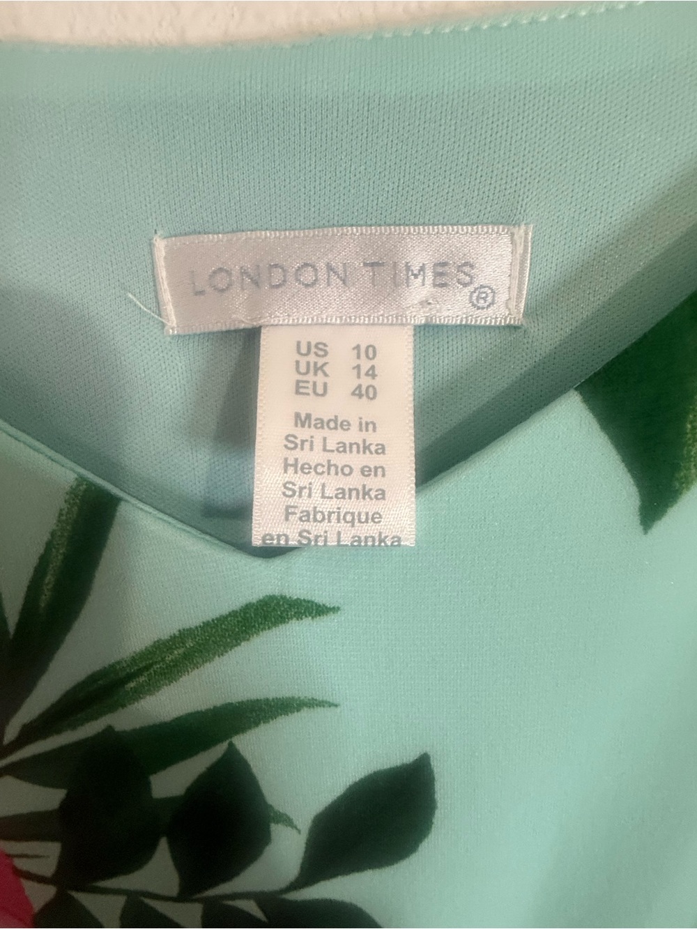 London Times Mint Green Tropical Hibiscus Handkerchief Dress 10 Vacation Cruise - Picture 3 of 8